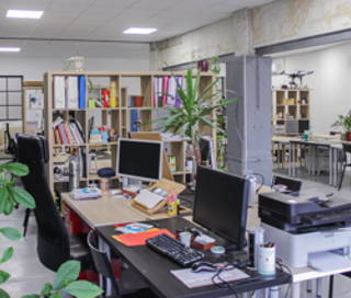 Open Space  30 postes Coworking Rue Fontcouverte Montpellier 34000 - photo 1